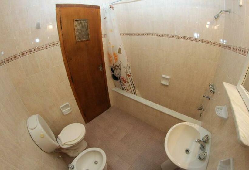 غرفة قياسية, Daives