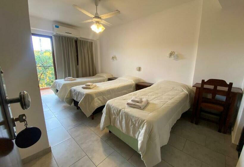 غرفة قياسية ثلاثية, Daives