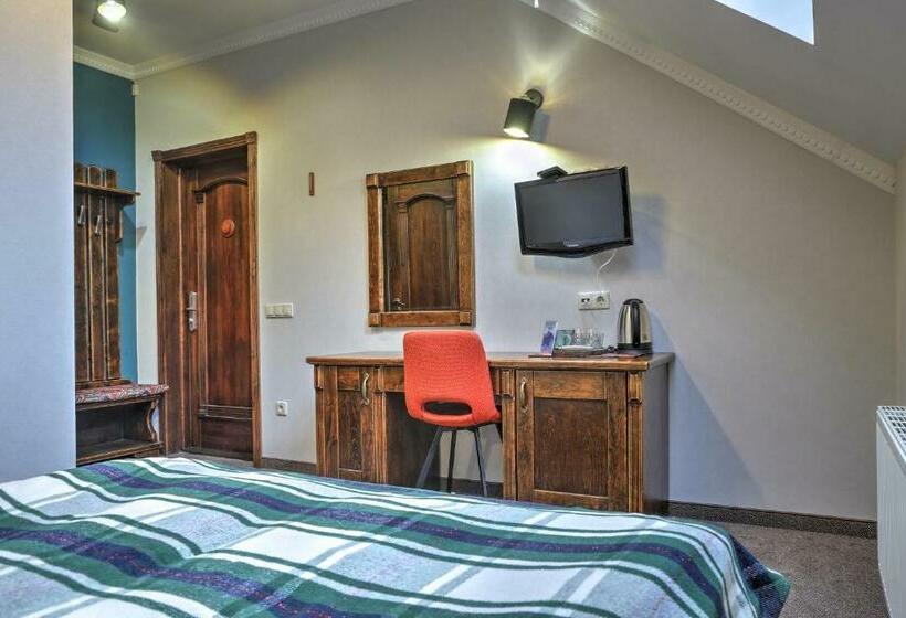 اتاق استاندارد, Iris