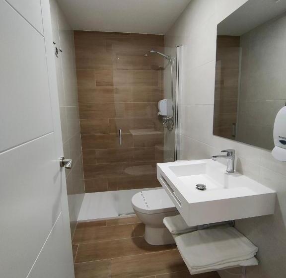 Номер Стандарт, El Pino