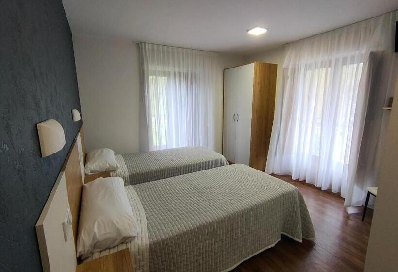 Номер Стандарт с Балконом, El Pino