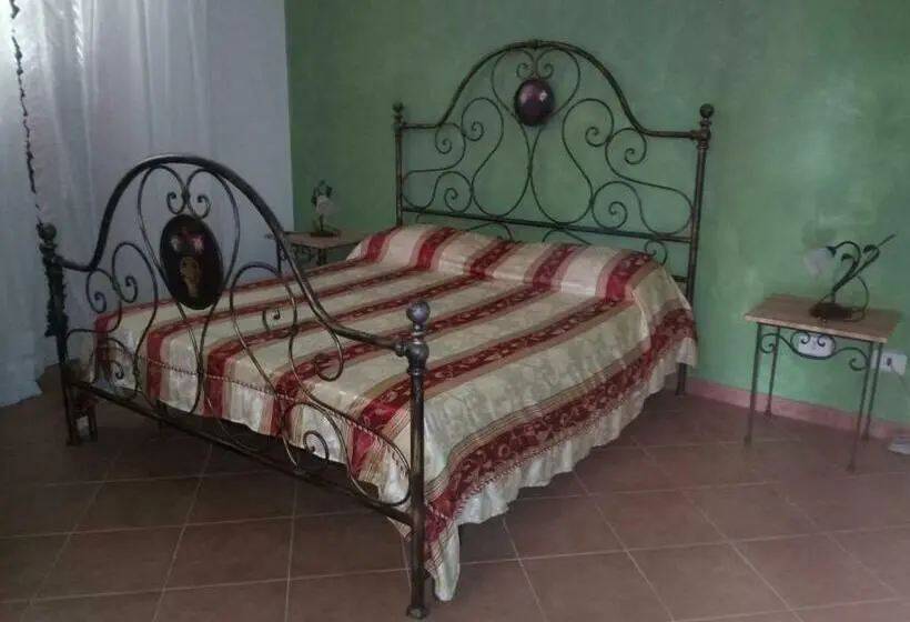 Habitación Cuádruple Estándar, Pergole