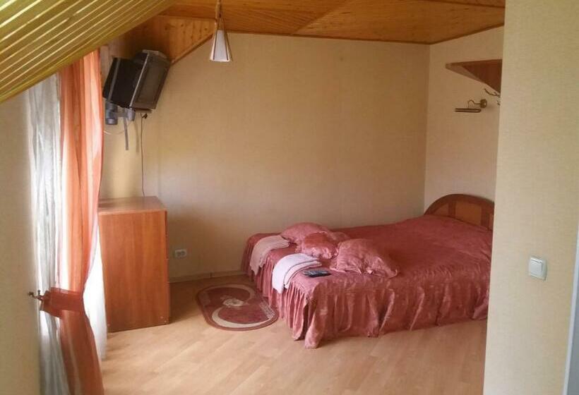 اتاق استاندارد, гостинний двір ліснови