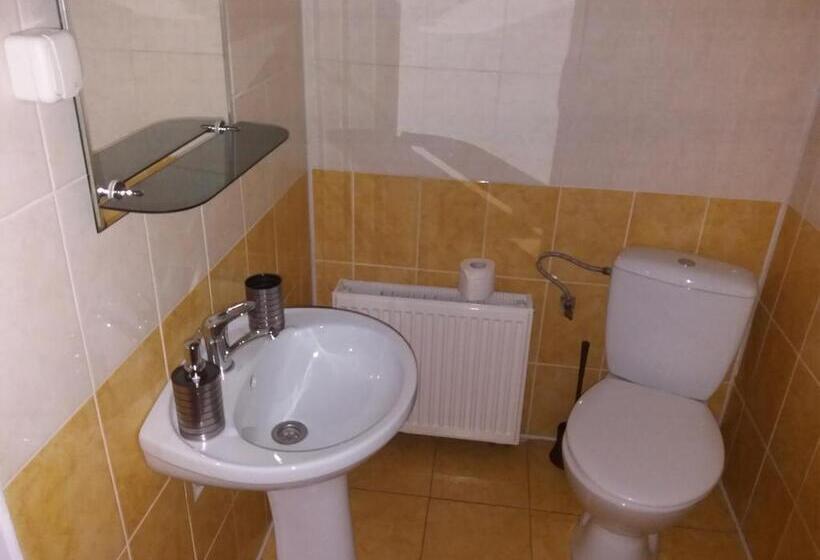 اتاق استاندارد, гостинний двір ліснови