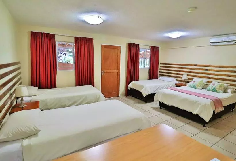 ファミリールーム, 35 Kelkiewyn Bed & Breakfast