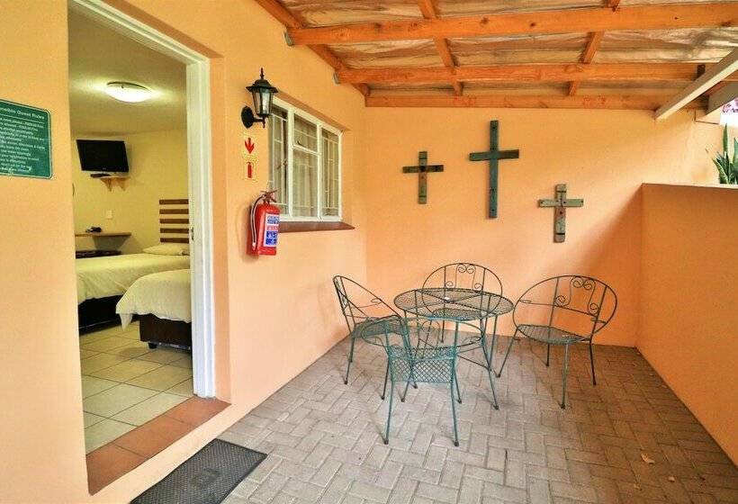 家庭间, 35 Kelkiewyn Bed & Breakfast