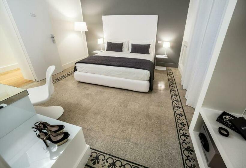 اتاق لوکس, Home Boutique Luxury & Design