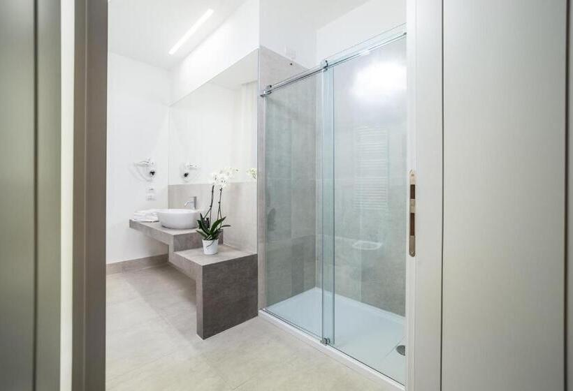 اتاق لوکس چهار تخته, Home Boutique Luxury & Design