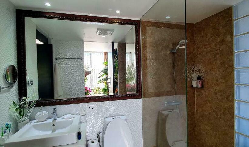 테라스가 있는 2 베드룸 아파트, Casuarina Shores Apartment Sha Plus