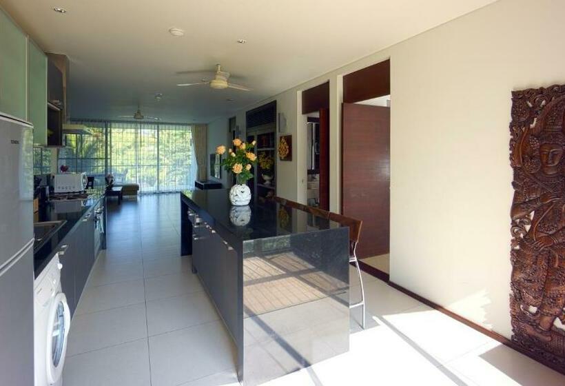 테라스가 있는 2 베드룸 아파트, Casuarina Shores Apartment Sha Plus