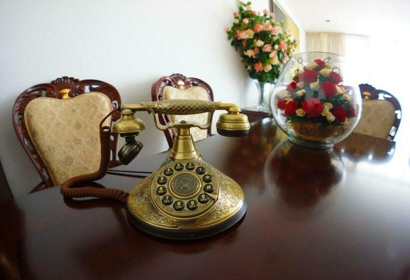 테라스가 있는 2 베드룸 아파트, Casuarina Shores Apartment Sha Plus