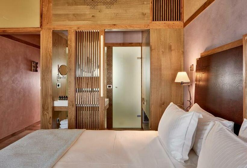 Quarto clássico, Domus Renier Boutique