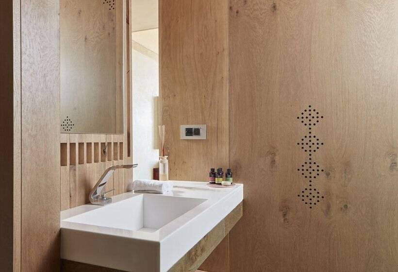 Quarto clássico, Domus Renier Boutique