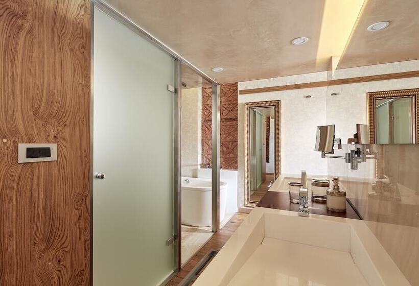 이그제큐티브 스위트, Domus Renier Boutique