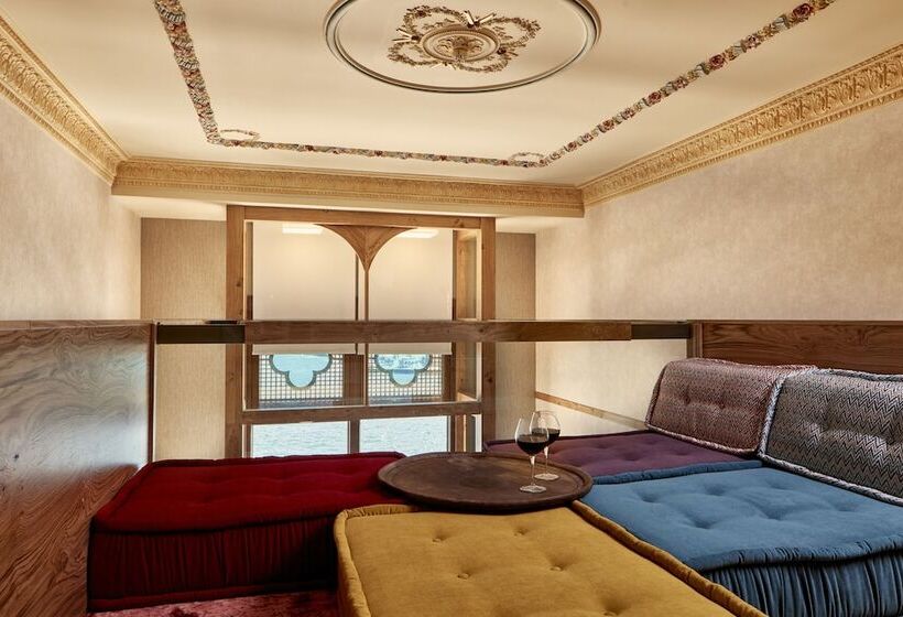 이그제큐티브 스위트, Domus Renier Boutique