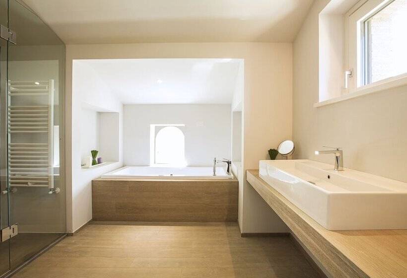 ویلای 4 خوابه, Fonte Al Vento