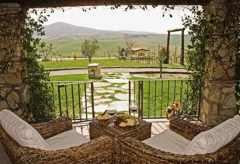 スタンダードルーム, Casale Poggio Nebbia