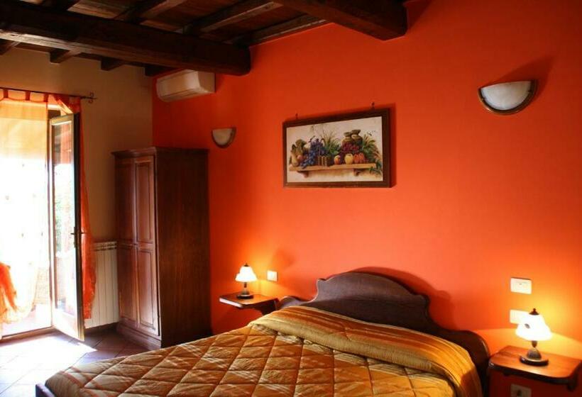 اتاق استاندارد, Casale Poggio Nebbia