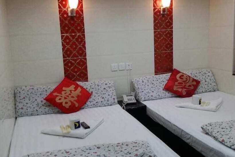 اتاق استاندارد سه نفره, Cebu Hostel
