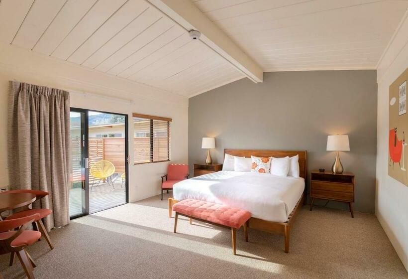 스탠다드 룸 킹사이즈 침대, Contenta Inn