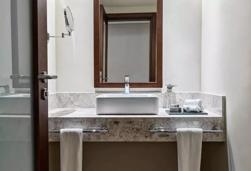 سوییت, Fanar Hotel & Residences