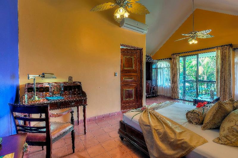 اتاق دلوکس مخصوص معلولین, Fanar Hotel & Residences