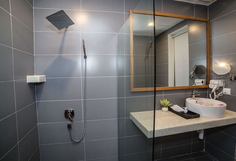 חדר סופריור, Home Chic