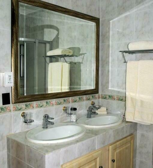 이그제큐티브 룸, Hoyohoyo Chartwell Lodge