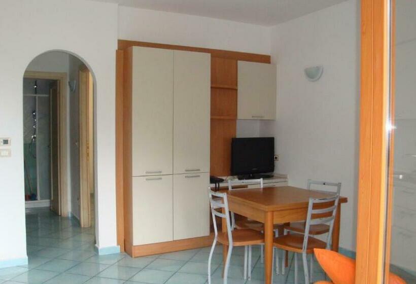 침실 1개 아파트, Ischia Uno Residence