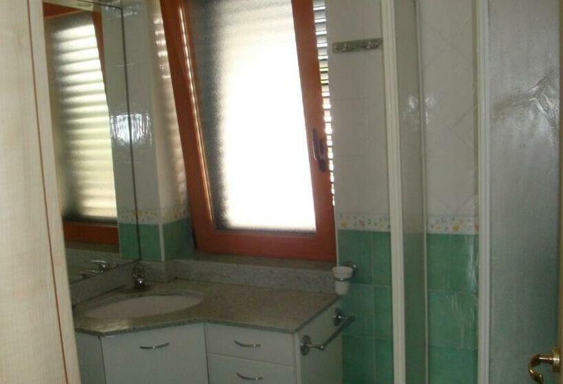 침실 1개 아파트, Ischia Uno Residence