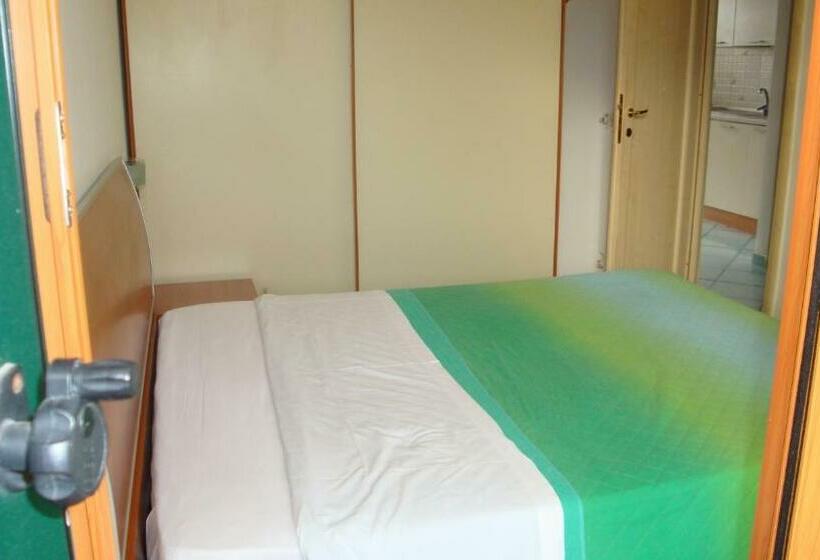 침실 1개 아파트, Ischia Uno Residence