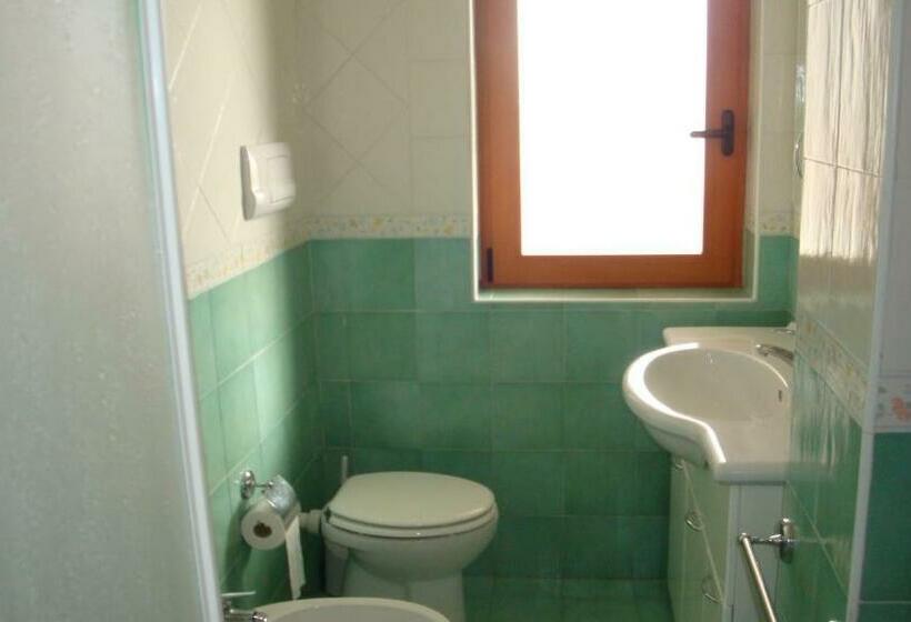 침실 1개 아파트, Ischia Uno Residence