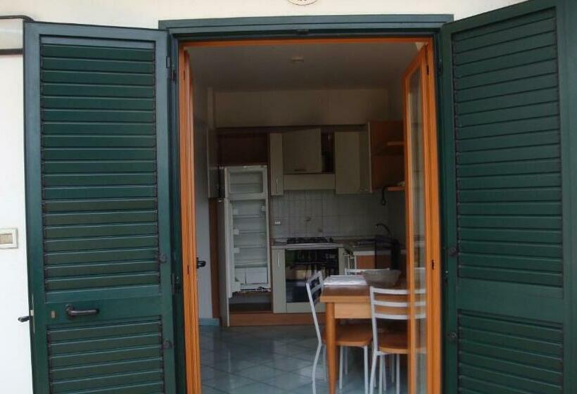 침실 1개 아파트, Ischia Uno Residence