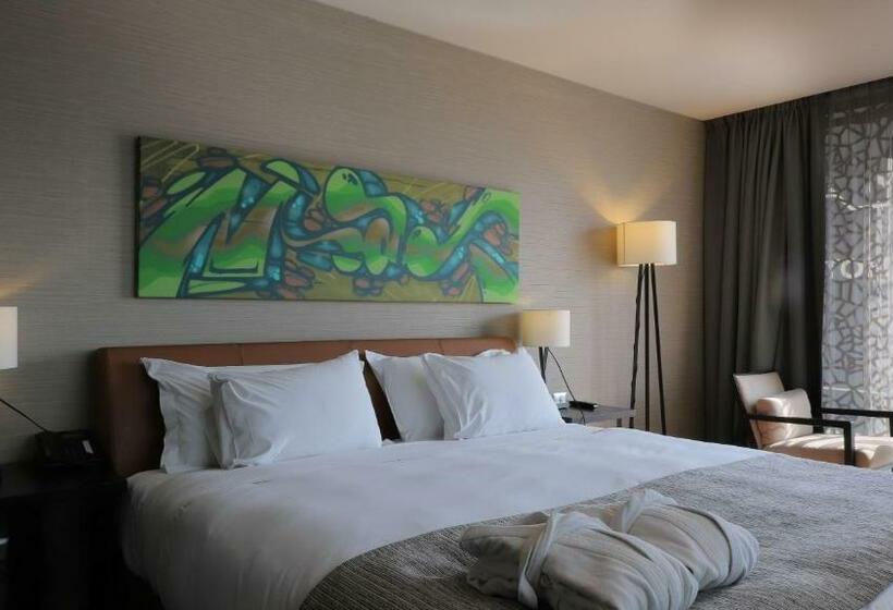 标准间, Ladera Boutique