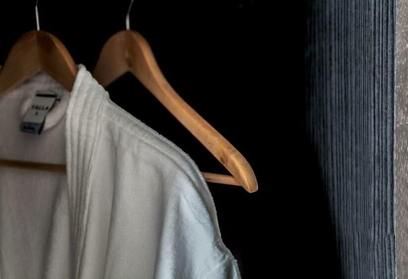 标准间, Ladera Boutique