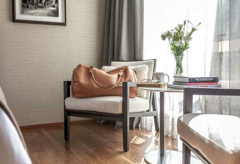 标准间, Ladera Boutique