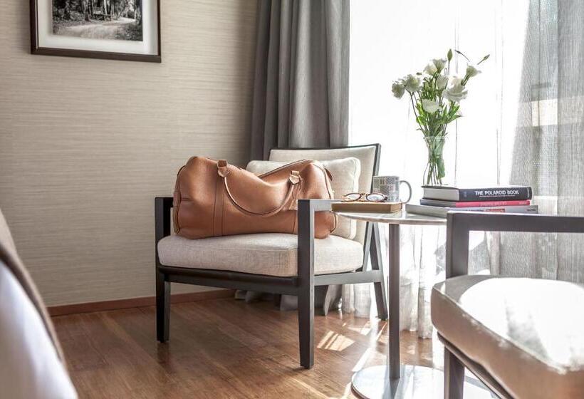 带大床的高级房间, Ladera Boutique