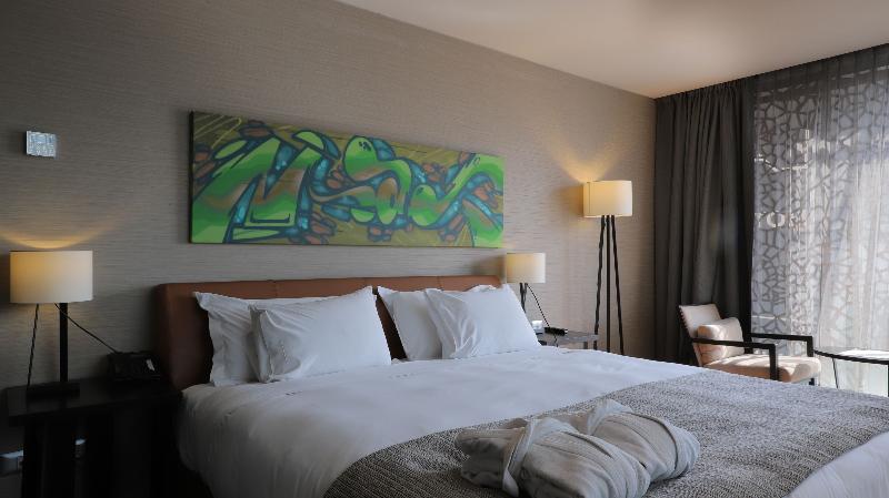 标准单人间, Ladera Boutique