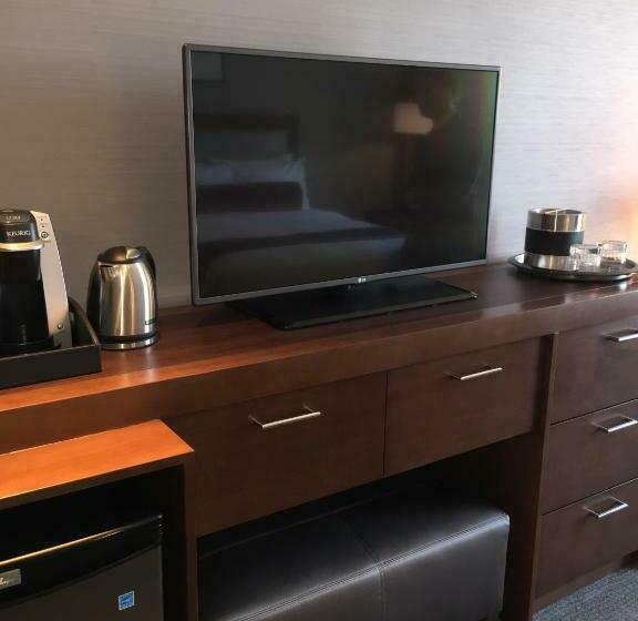 غرفة ديلوكس, Parkwest Bicycle Casino