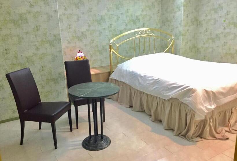 Номер Стандарт, Ritz Koshien