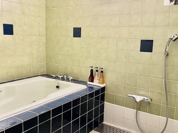 Номер Economy, Ritz Koshien