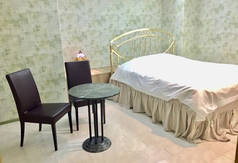 Номер Стандарт, Ritz Koshien