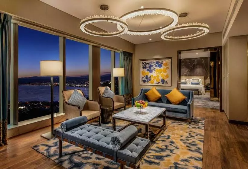 Executive Süit, Studio City