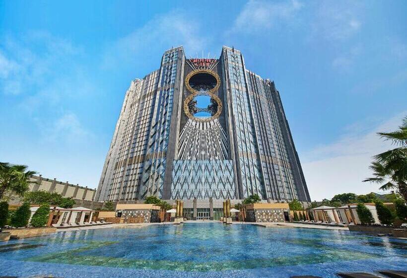 استودیوی استاندارد, Studio City