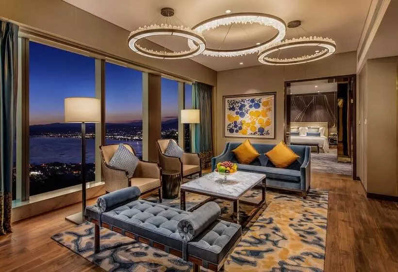 Executive Süit, Studio City
