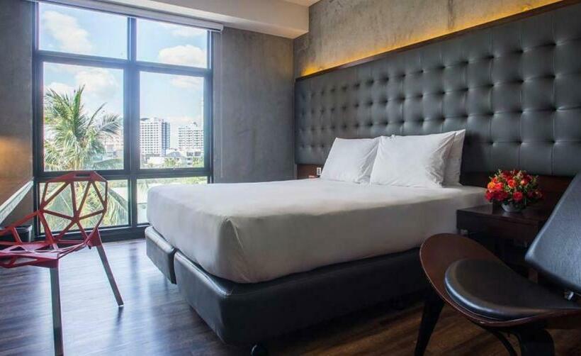 اتاق سوپریور, The B Hotel Quezon City