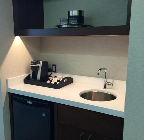 جناح كلاسيكي, Parkwest Bicycle Casino