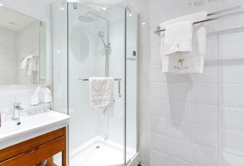 اتاق استاندارد, Vremena Goda