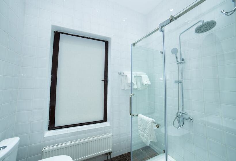 اتاق استاندارد, Vremena Goda