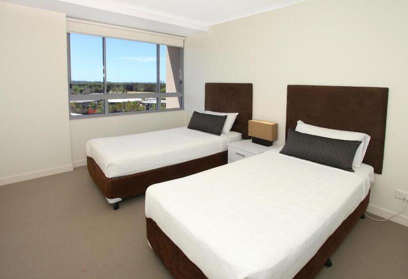 2 Bedrooms Apartment Lake View, Signature Waterfront Apartments